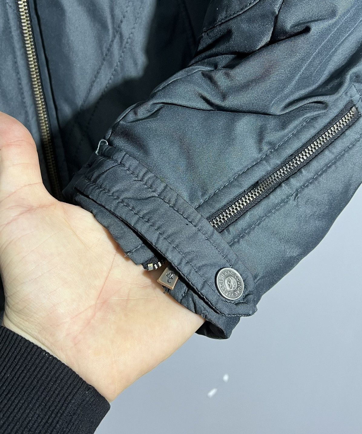Versace × Versace Jeans Couture × Vintage Vintage Versace Jeans Couture Nylon Jacket Size US M / EU 48-50 / 2 - 8 Thumbnail