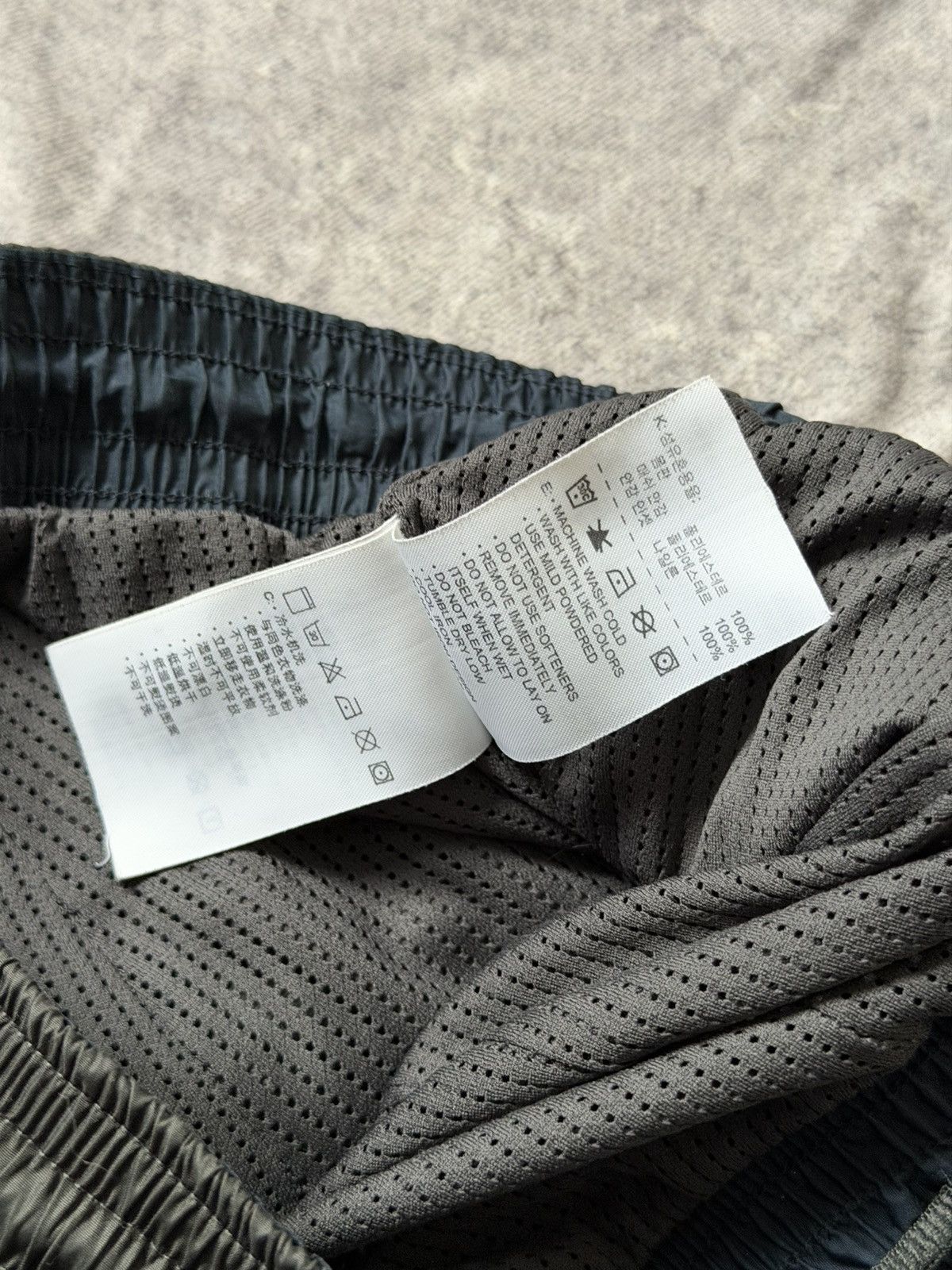Nike Y2K Nike Nylon Pants Vintage Mens Gray Size XS(L-kids) Size US 28 / EU 44 - 10 Thumbnail