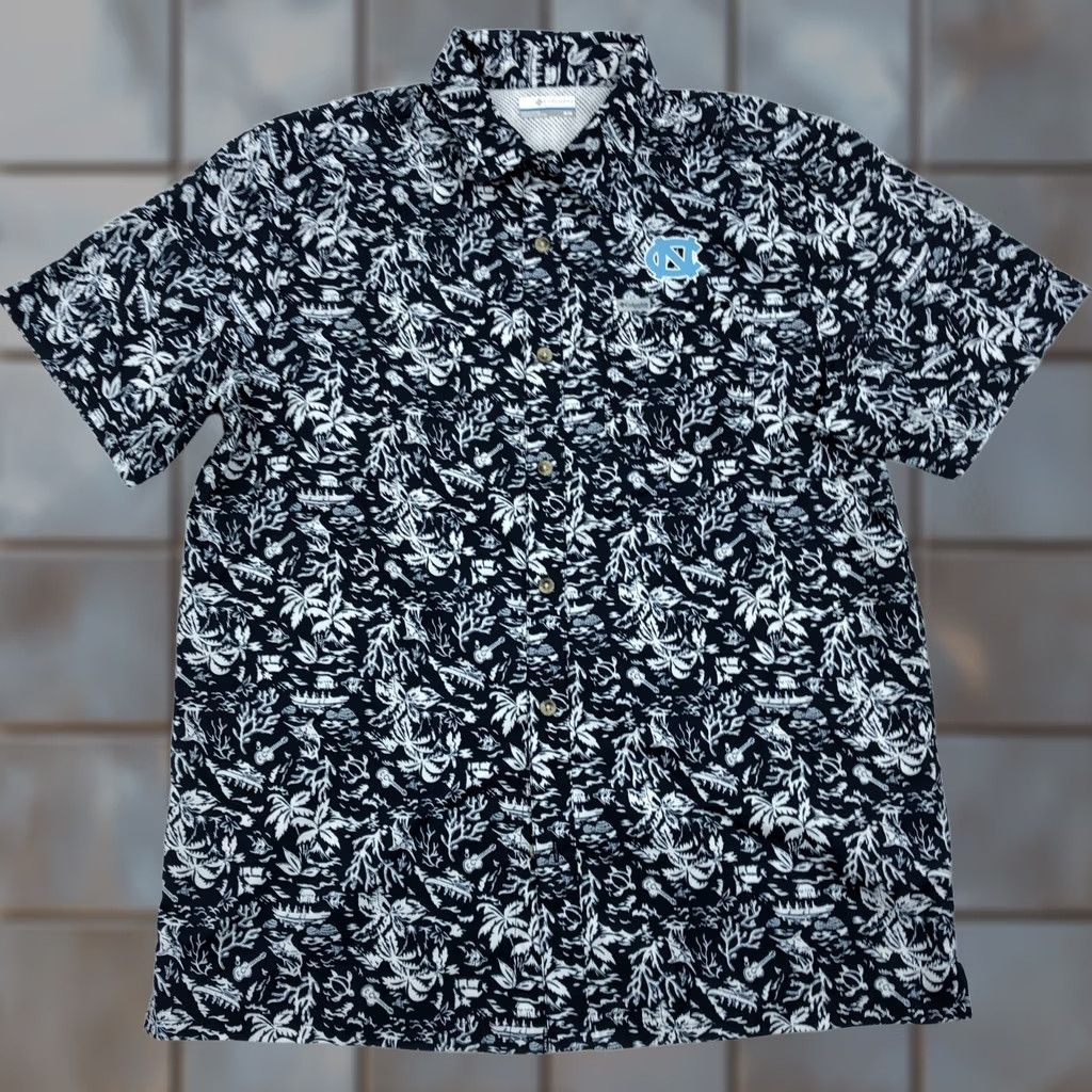 Vintage Columbia PFG Shirt Mens M UNC Tar Heels Hawaiian Short Sleeve Button-Up Size US M / EU 48-50 / 2 - 1 Thumbnail