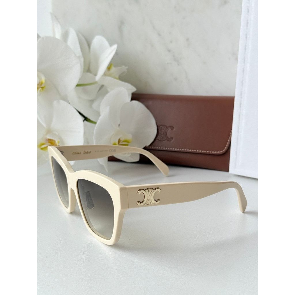Celine NEW Celine CL40253F Triomphe Cat Eye Ivory White Sunglasses Size ONE SIZE - 2 Thumbnail