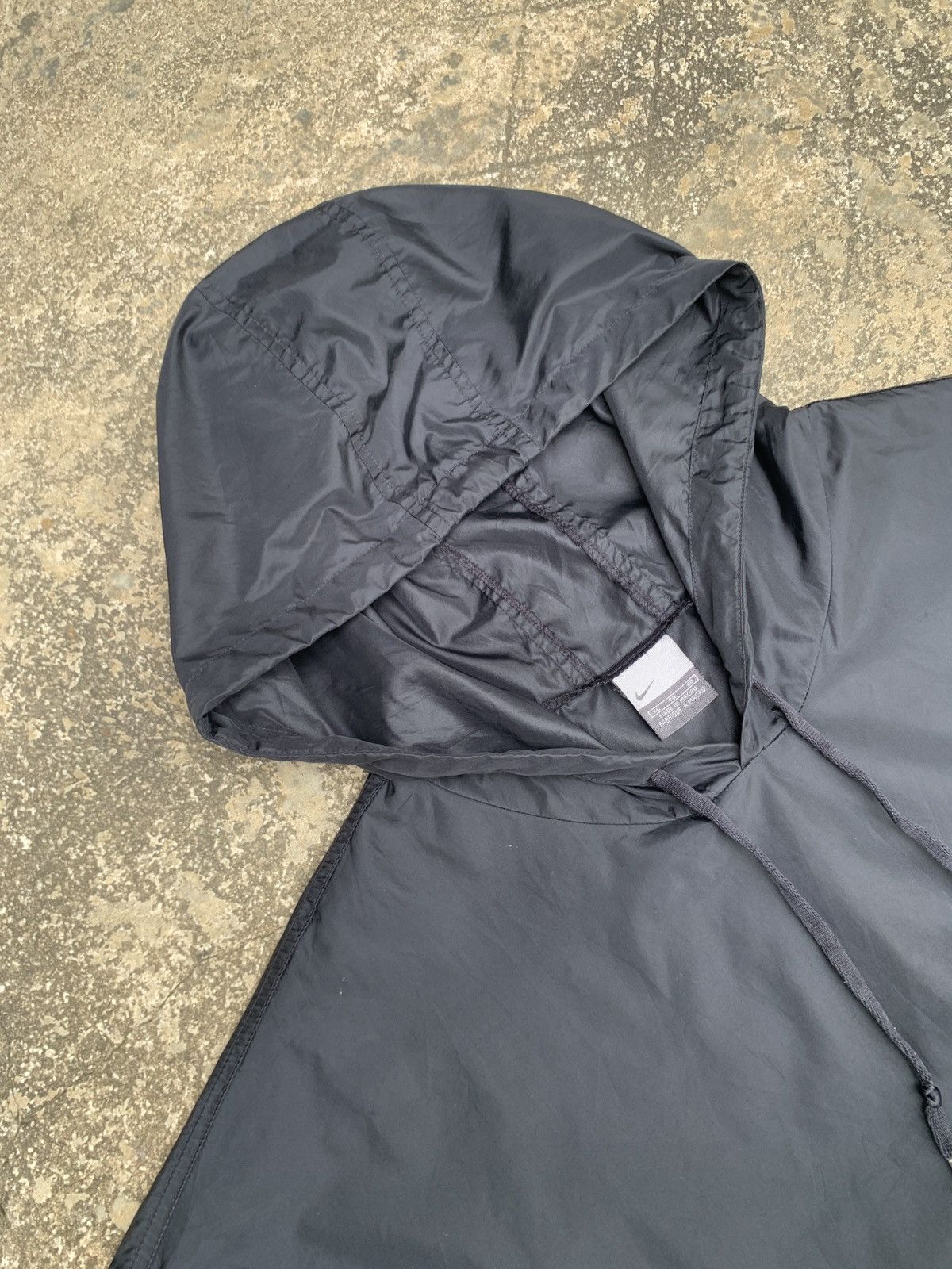 Nike × Vintage 2000s Nike Small Swoosh Black Nylon Pullover Hoodie Size US XXL / EU 58 / 5 - 6 Thumbnail