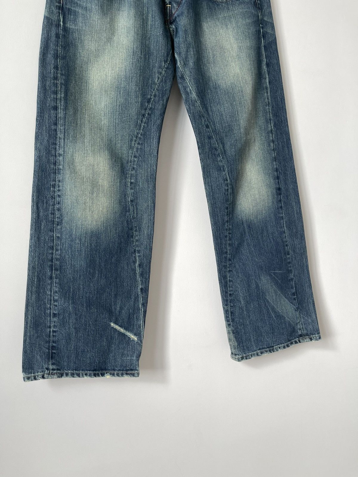 G-Star 90's Vintage G-Star Raw Buckle Back Dirty Wash Y2k Jeans Size US 32 / EU 48 - 6 Thumbnail