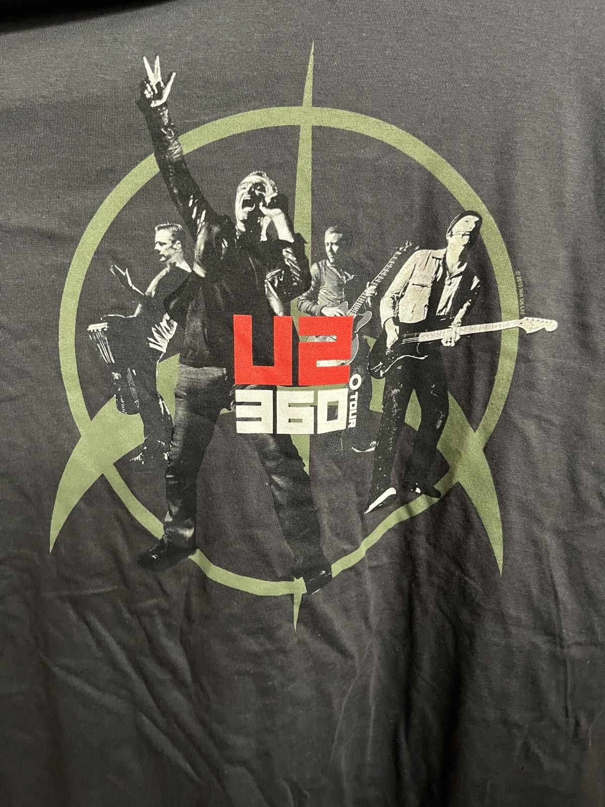 Designer U2 360 Stadium Tour T-shirt - Band Photo - 2 Sided Dates -XL Size US XL / EU 56 / 4 - 4 Thumbnail