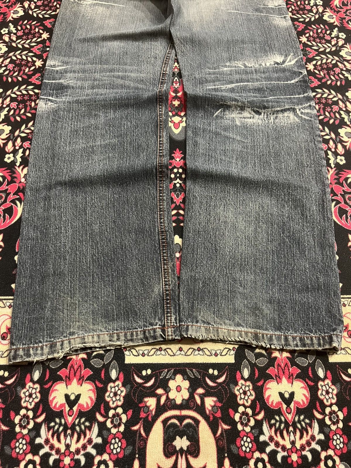 Le Grande Bleu (L.G.B.) ⚡️Distressed⚡️Vintage Lowbox “Michelin” Patches Whisker Jeans Size US 32 / EU 48 - 12 Thumbnail
