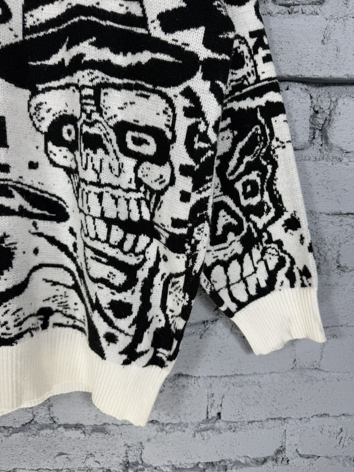Japanese Brand RARE ! Skeleton Skullpile Anarchy Punk Knitwear Size US XL / EU 56 / 4 - 6 Thumbnail