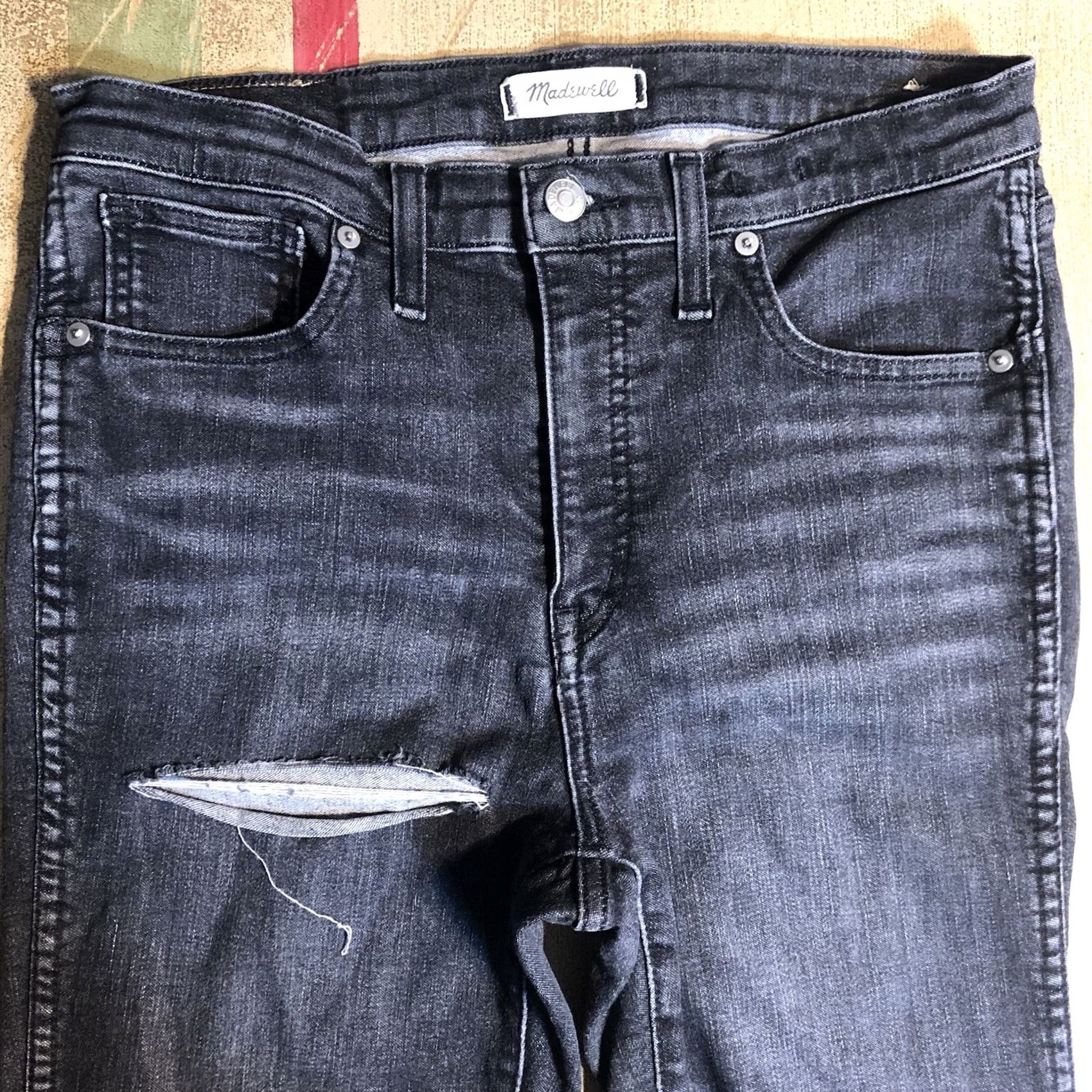 Madewell Madewell Jeans 10'' High Rise Skinny Distressed Denim Black Womens 28 Tall X 28.5 5-Pocket Stretch Slim Size 30" / US 8 / IT 44 - 3 Thumbnail