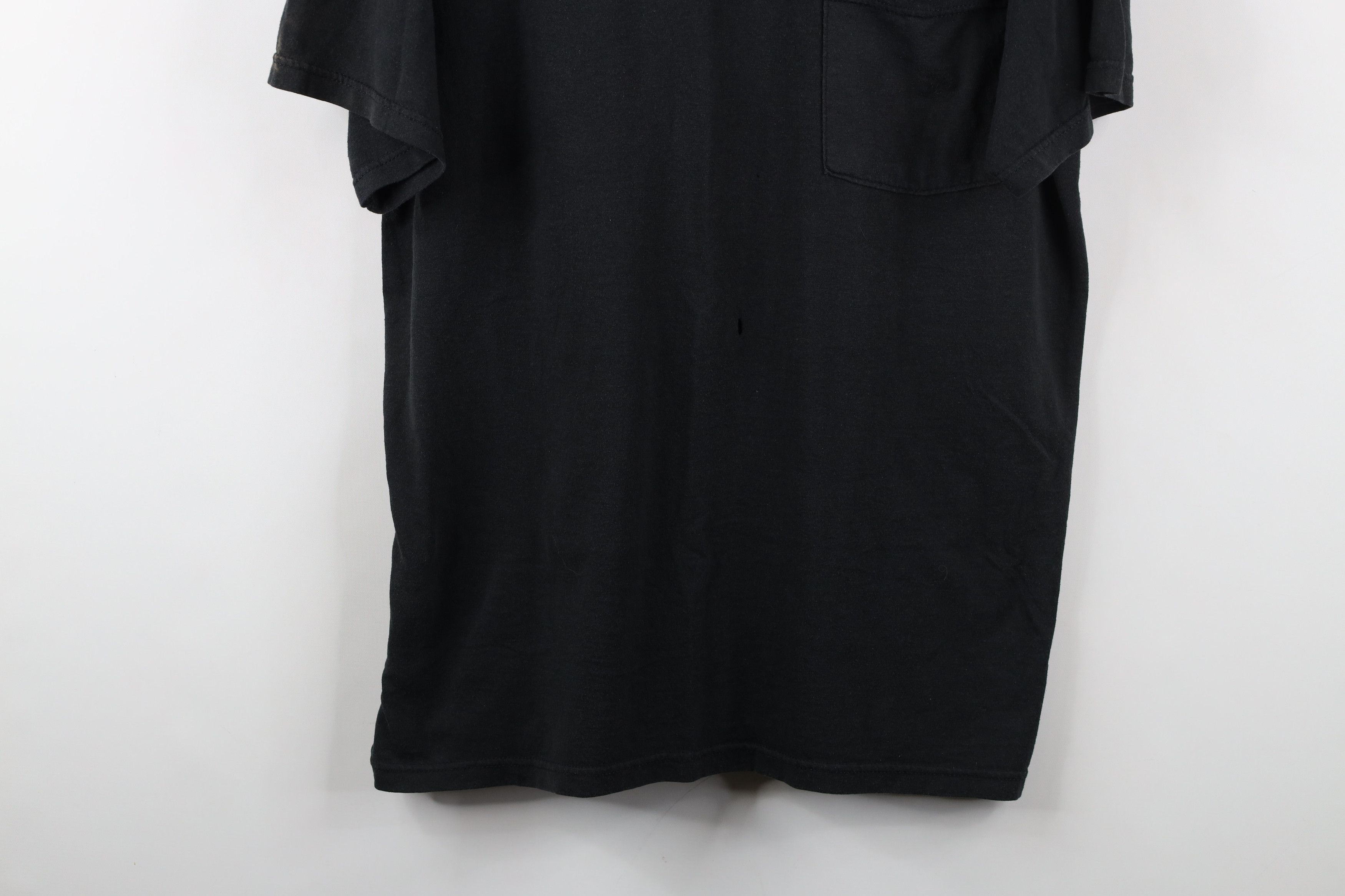 Vintage Vintage 90s Streetwear Pocket Short Sleeve T-Shirt Black Size US L / EU 52-54 / 3 - 3 Thumbnail