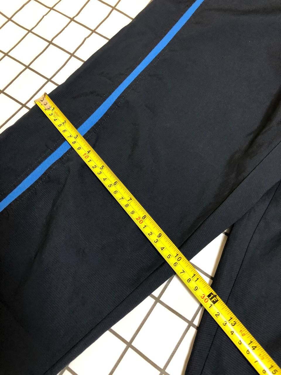 Nike Vintage Nike Track Pants 00s Nylon Swoosh Y2K Size US 32 / EU 48 - 6 Thumbnail