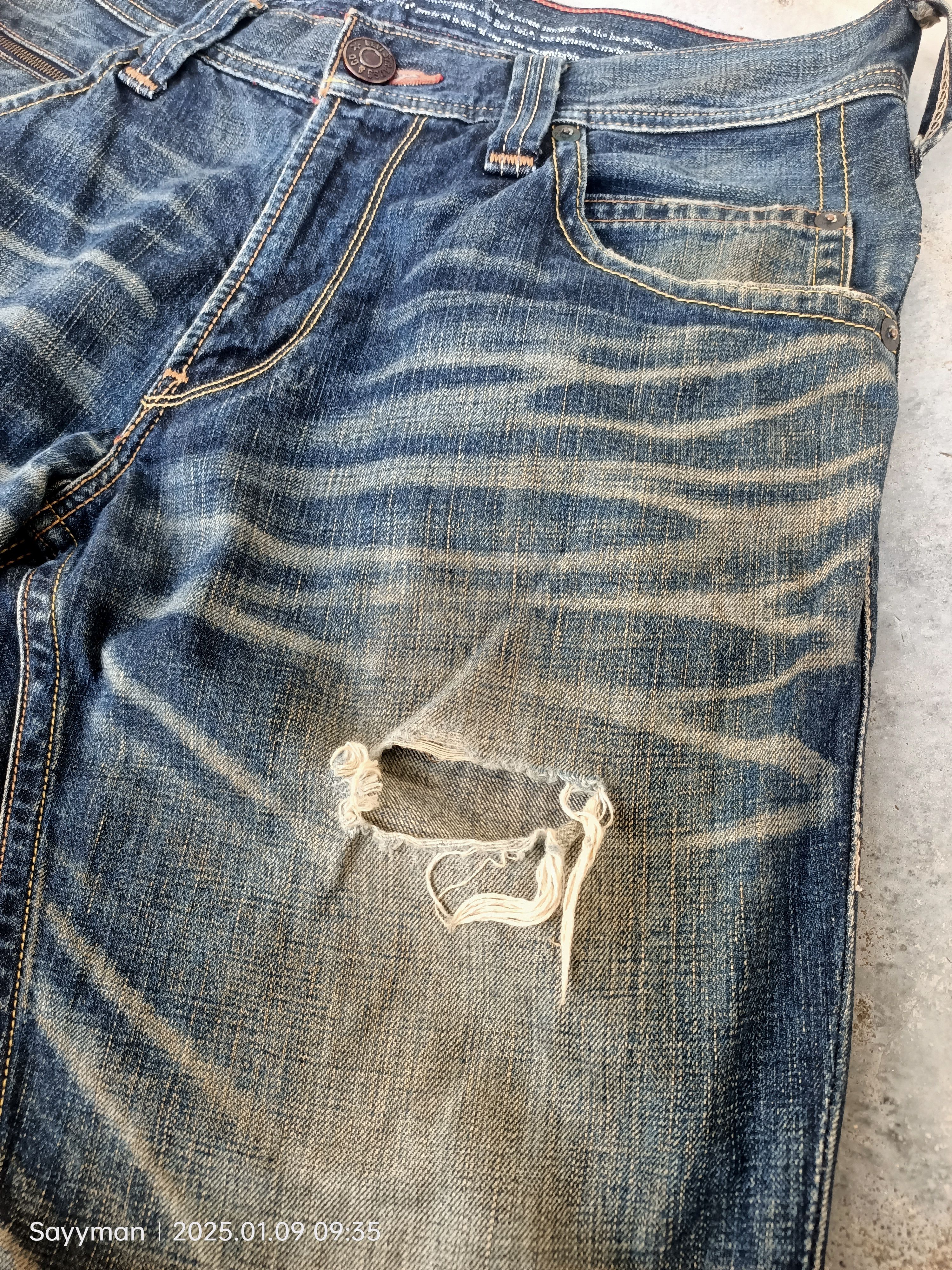 Japanese Brand × Levi's × Vintage Vintage 90s Levis 507 Vintage Y2K Boot Cut Retro Denim Pants Size US 32 / EU 48 - 7 Thumbnail