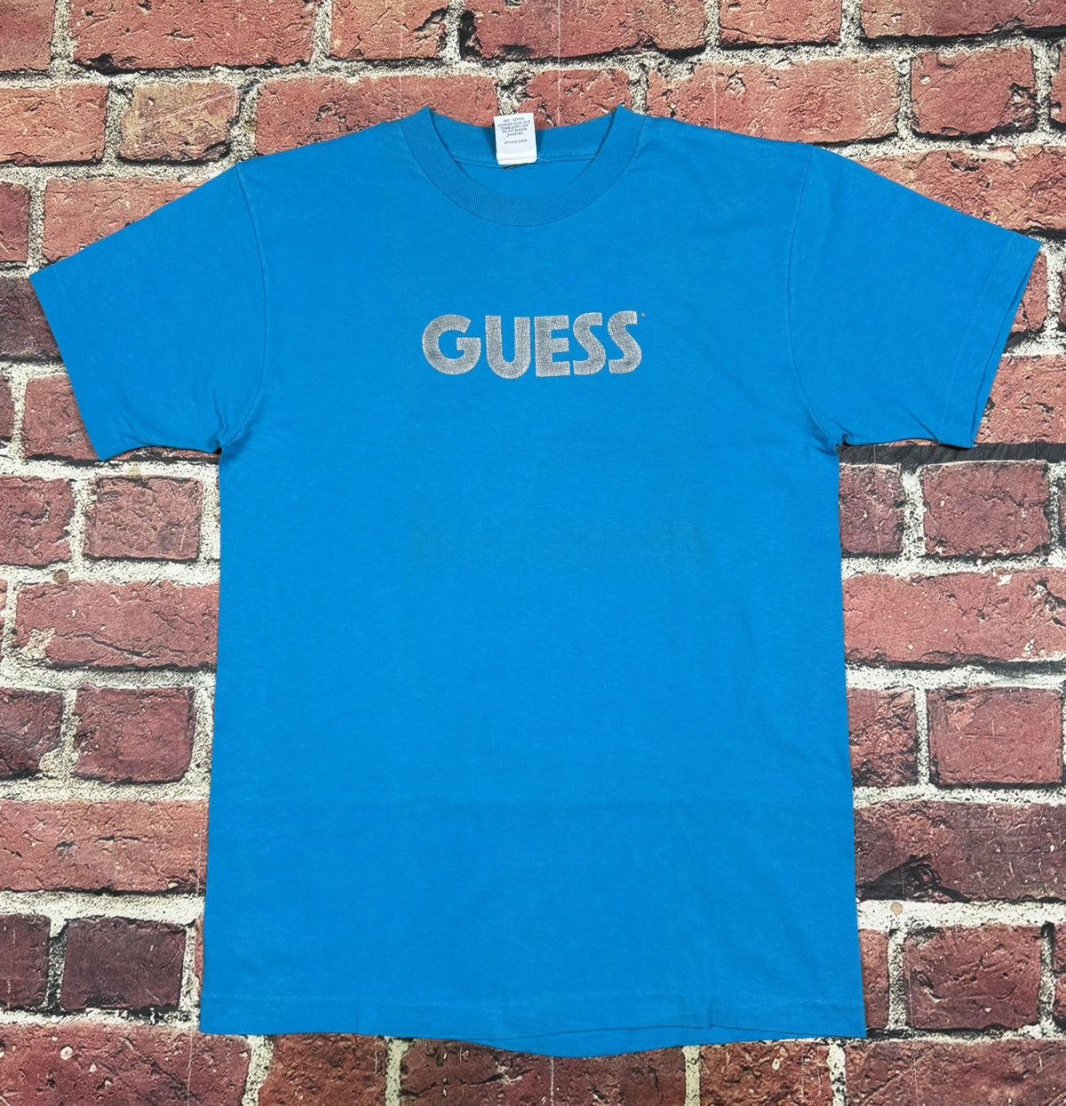 Guess Vintage 90s Guess Teal Blue Single Stitched T Shirt Marciano Size US L / EU 52-54 / 3 - 1 Thumbnail