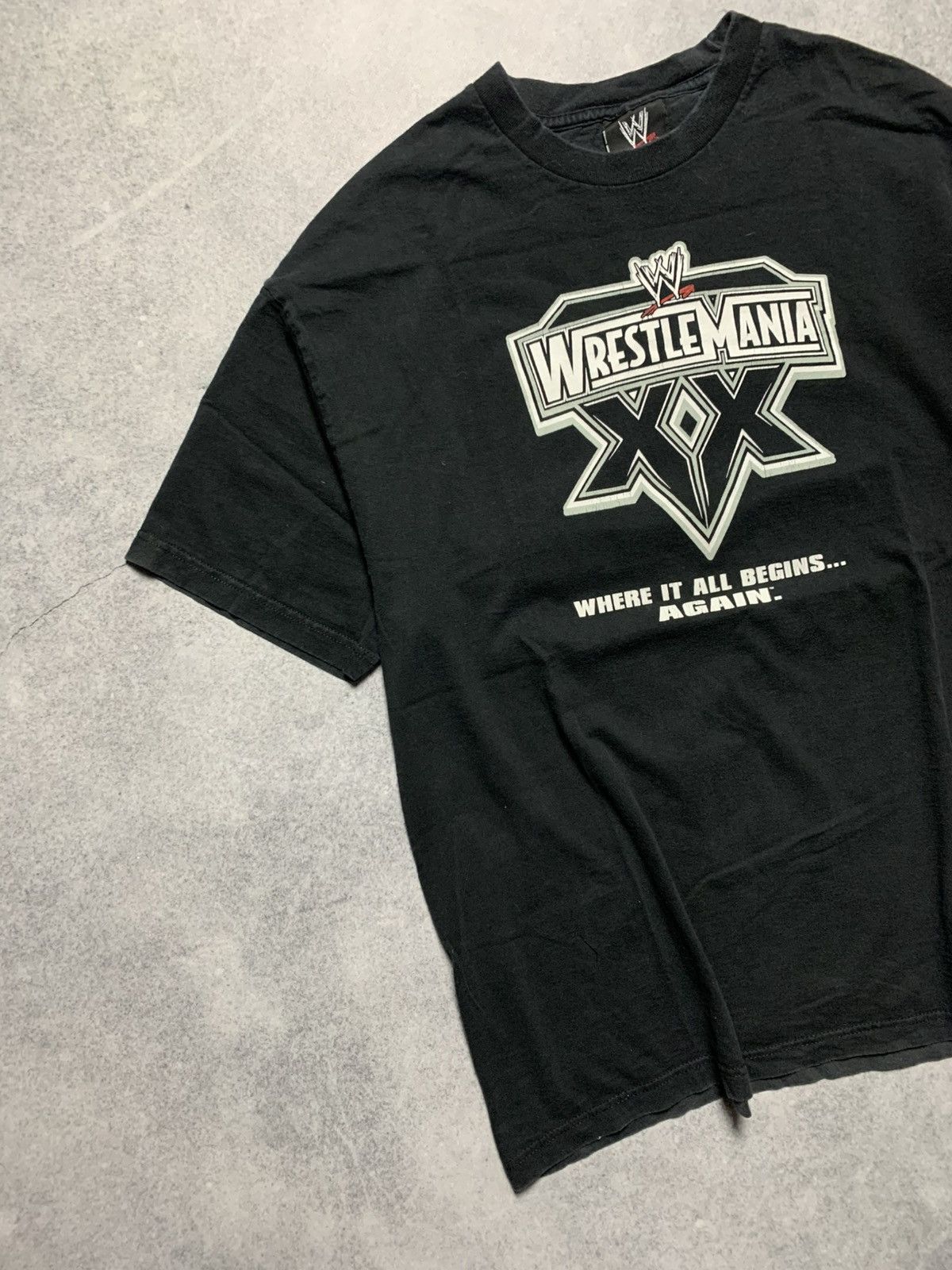 WWE Vintage Wrestle Mania March 2004 WWE Oversized Y2K Tee Shirt Size US XL / EU 56 / 4 - 3 Thumbnail