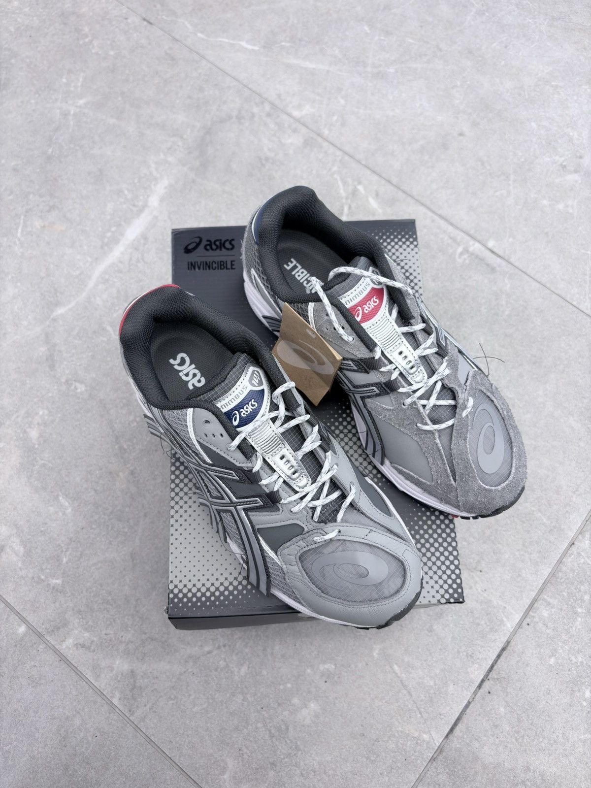 Asics Asics Gel Nimbus Invincible Size US 8 / EU 41 - 5 Thumbnail