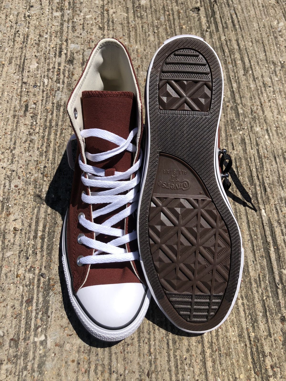 CONVERSE “Chuck Taylor” All Stars A00792F Hi Top (SZ 10.5)