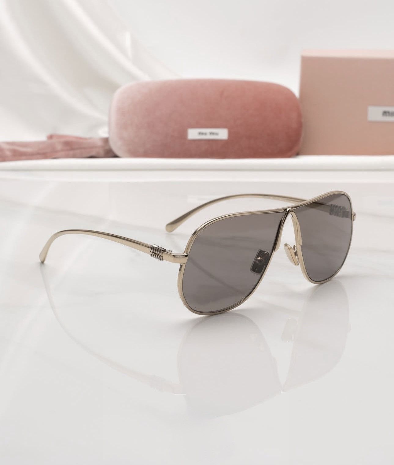 Miu Miu NEW Miu Miu sunglasses MU A56S ZVN80Q Size ONE SIZE - 1 Thumbnail