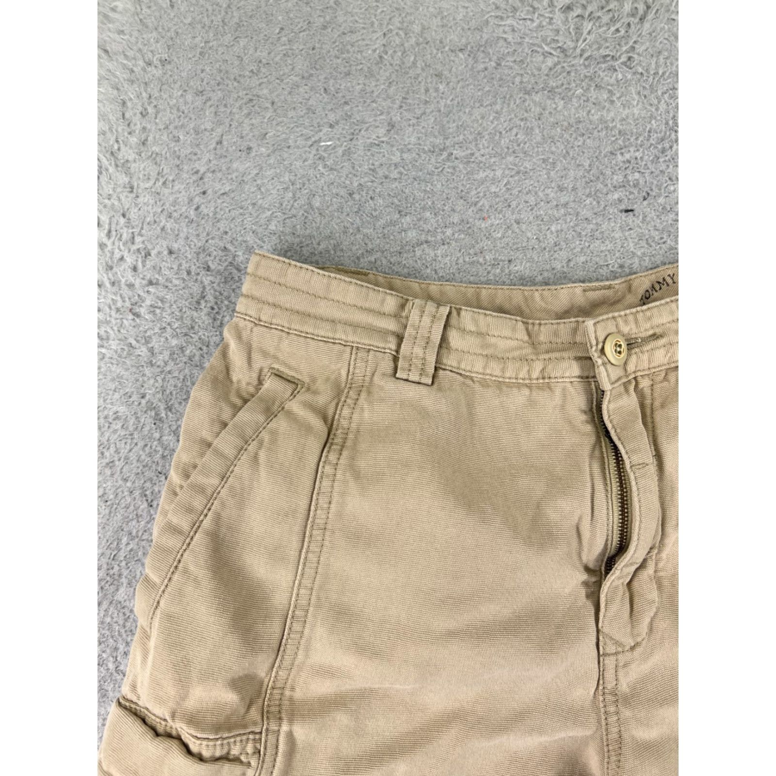 Tommy Bahama Tommy Bahama Shorts Men 30 Beige Tencel Cotton Blend Cargo Beach Resort Vacation Size US 30 / EU 46 - 4 Thumbnail