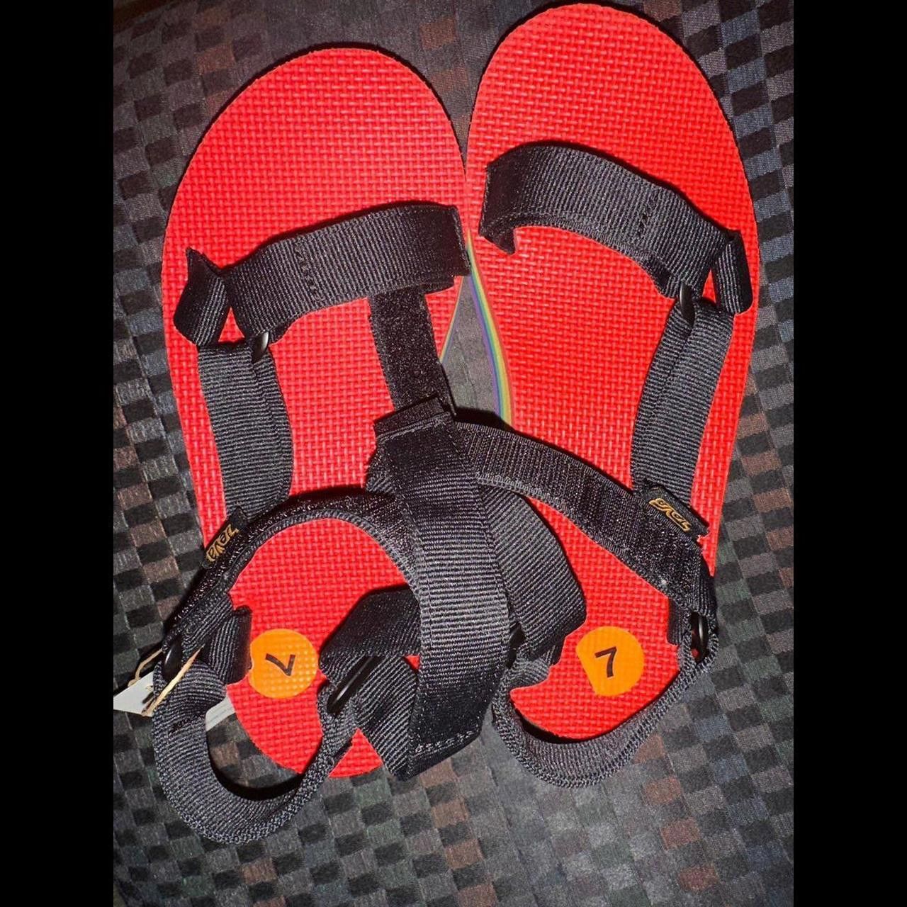 Teva Teva Flatform Universal Rainbow Pride Size US 7 / IT 37 - 5 Thumbnail