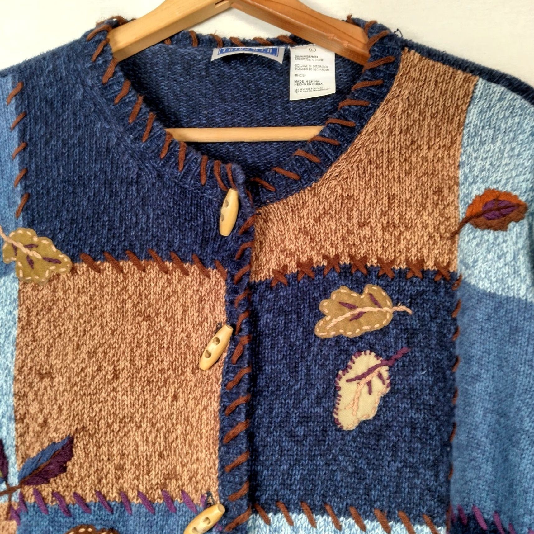 CO VINTAGE Unbranded Cardigan Sweater Women Large Patchwork Blue Brown Fall Leaves Casual Size L / US 10 / IT 46 - 6 Thumbnail