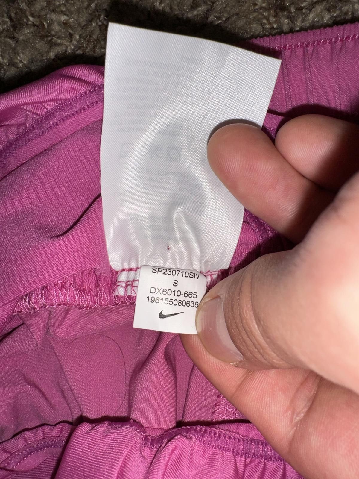 Nike Nike Women’s One Dri-FIT Mid-Rise 3" Brief-Lined Shorts Size 28" / US 6 / IT 42 - 7 Thumbnail