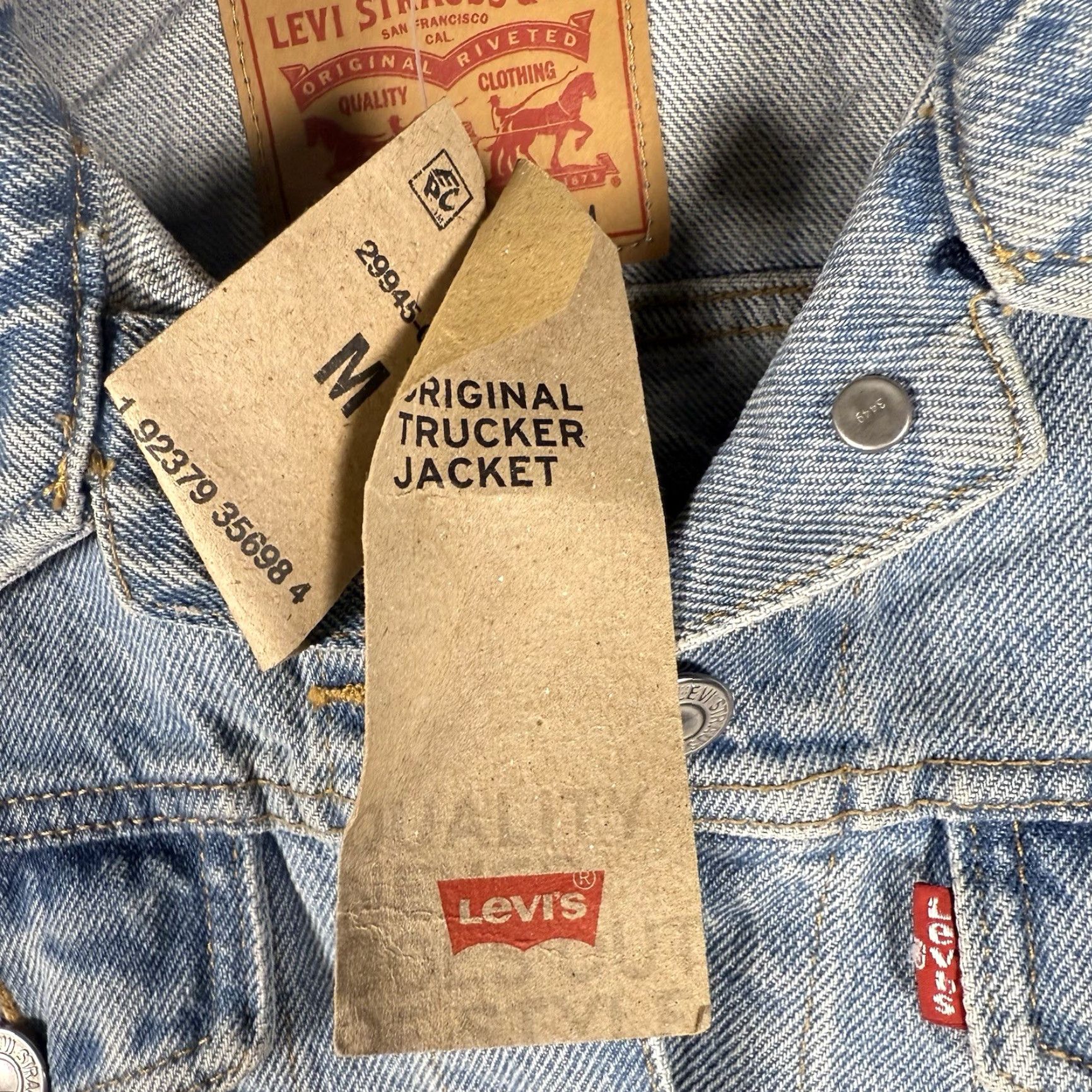 Levi's Levi's Original Trucker Jacket Women Medium Blue Cotton Denim New With Tags Jacket Women M Blue Levi's Trucker Vintage? Size M / US 6-8 / IT 42-44 - 4 Thumbnail