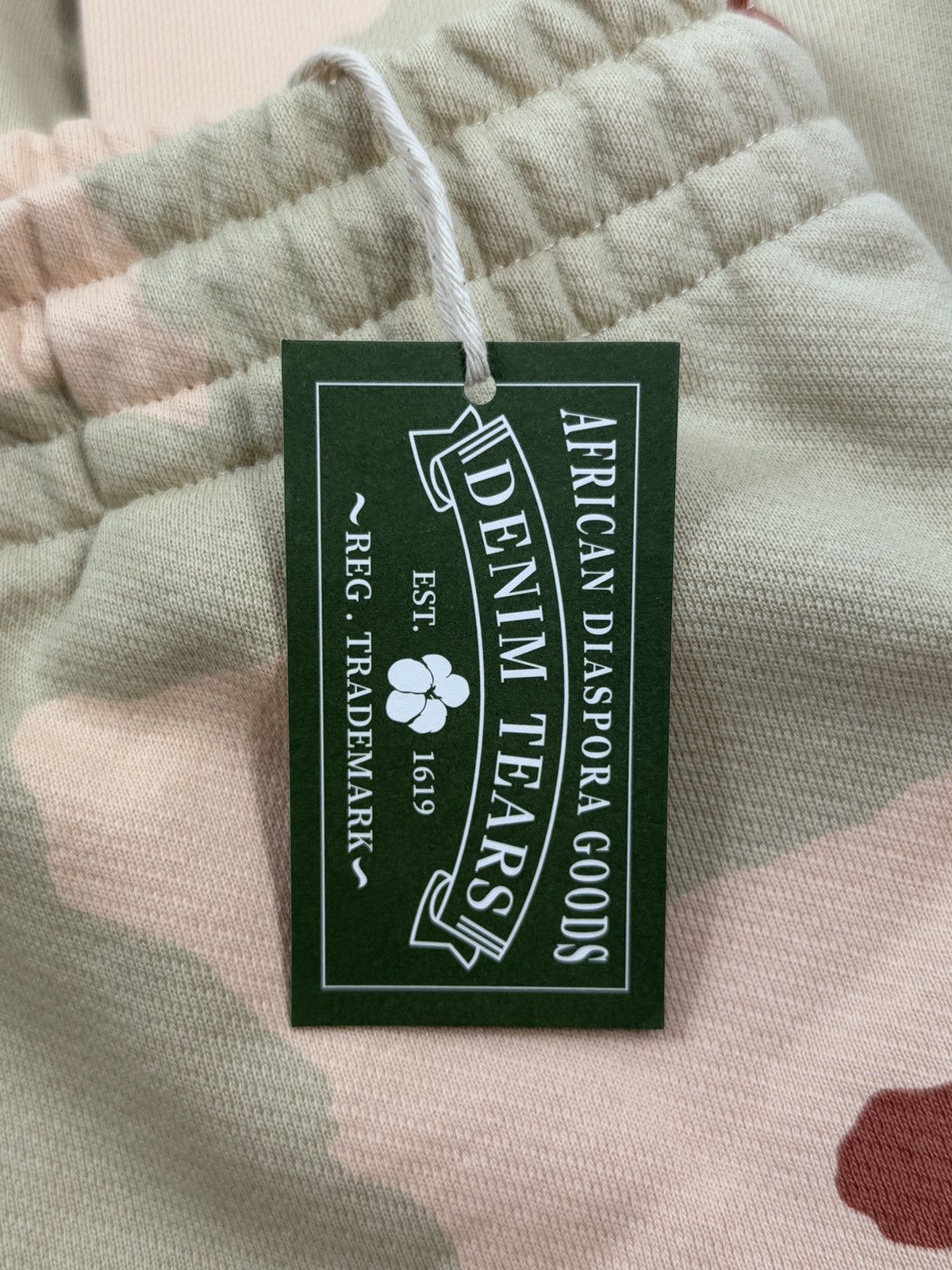 DENIM TEARS CAMOUFLAGE SWEATPANTS Size US 32 / EU 48 - 3 Thumbnail