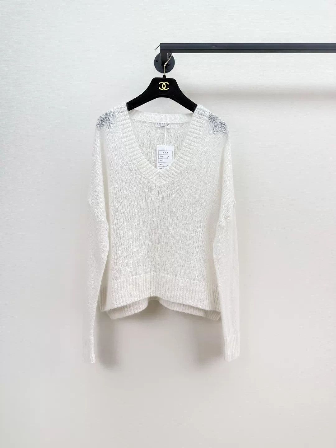 Brunello Cucinelli BC Open Knit Sweater M - Worn Once, Like New, Authentic Size M / US 6-8 / IT 42-44 - 1 Thumbnail