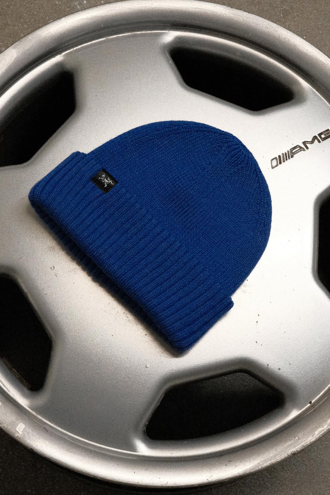 Unknown London Cozy Blue Knit Beanie Hat Size ONE SIZE - 1 Thumbnail