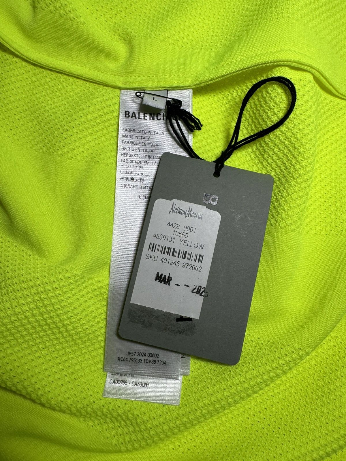 Balenciaga Balenciaga Fluo Yellow Striped Mesh Shirt Size L Size US L / EU 52-54 / 3 - 16 Thumbnail
