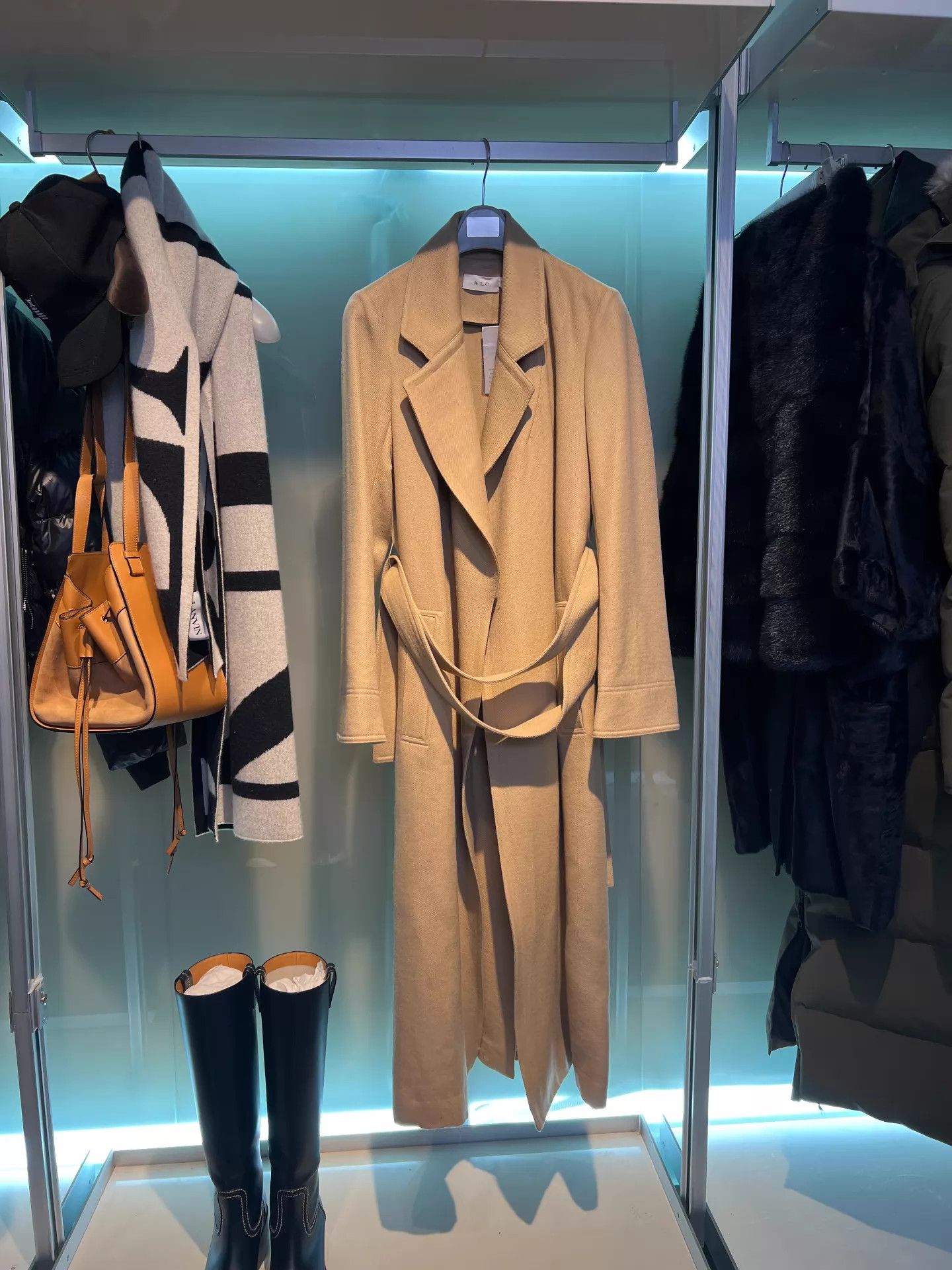 A.L.C. A.L.C. Women's Spring Wool Twill Coat Camel M Size M / US 6-8 / IT 42-44 - 2 Thumbnail