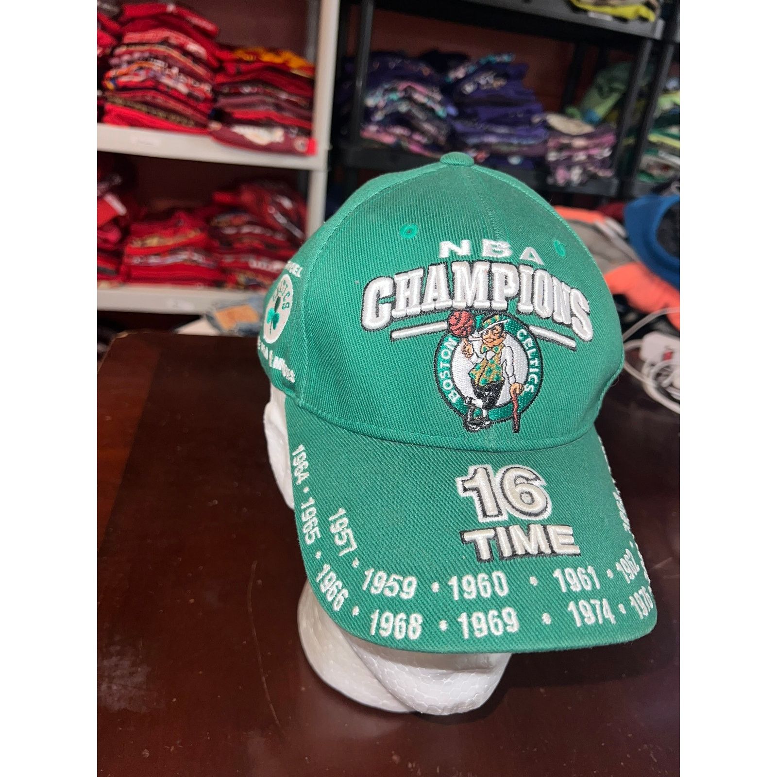 Reebok Boston Celtics NBA Champions Hat 16 Time Champs Green Cap Size ONE SIZE - 2 Thumbnail
