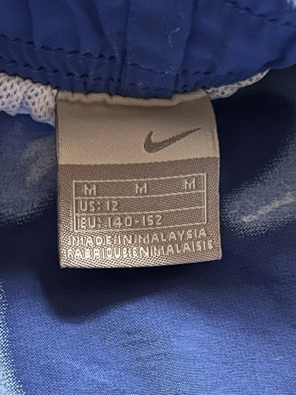 Nike Nike Nylon Shorts Cool Wave Graphics Size 26" / US 2 / IT 38 - 4 Thumbnail