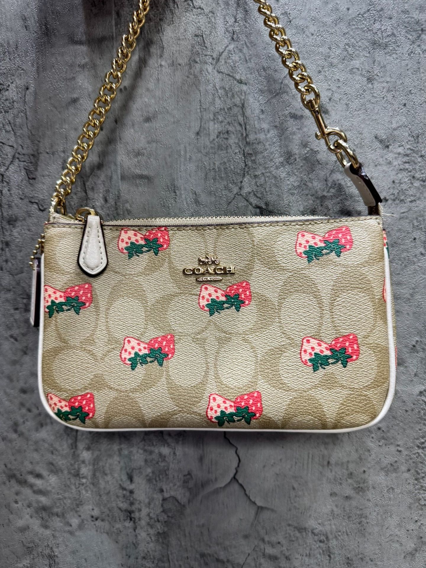 Coach Coach Leather Printed Beige Shoulder Bag 36 Women Size ONE SIZE - 1 Thumbnail