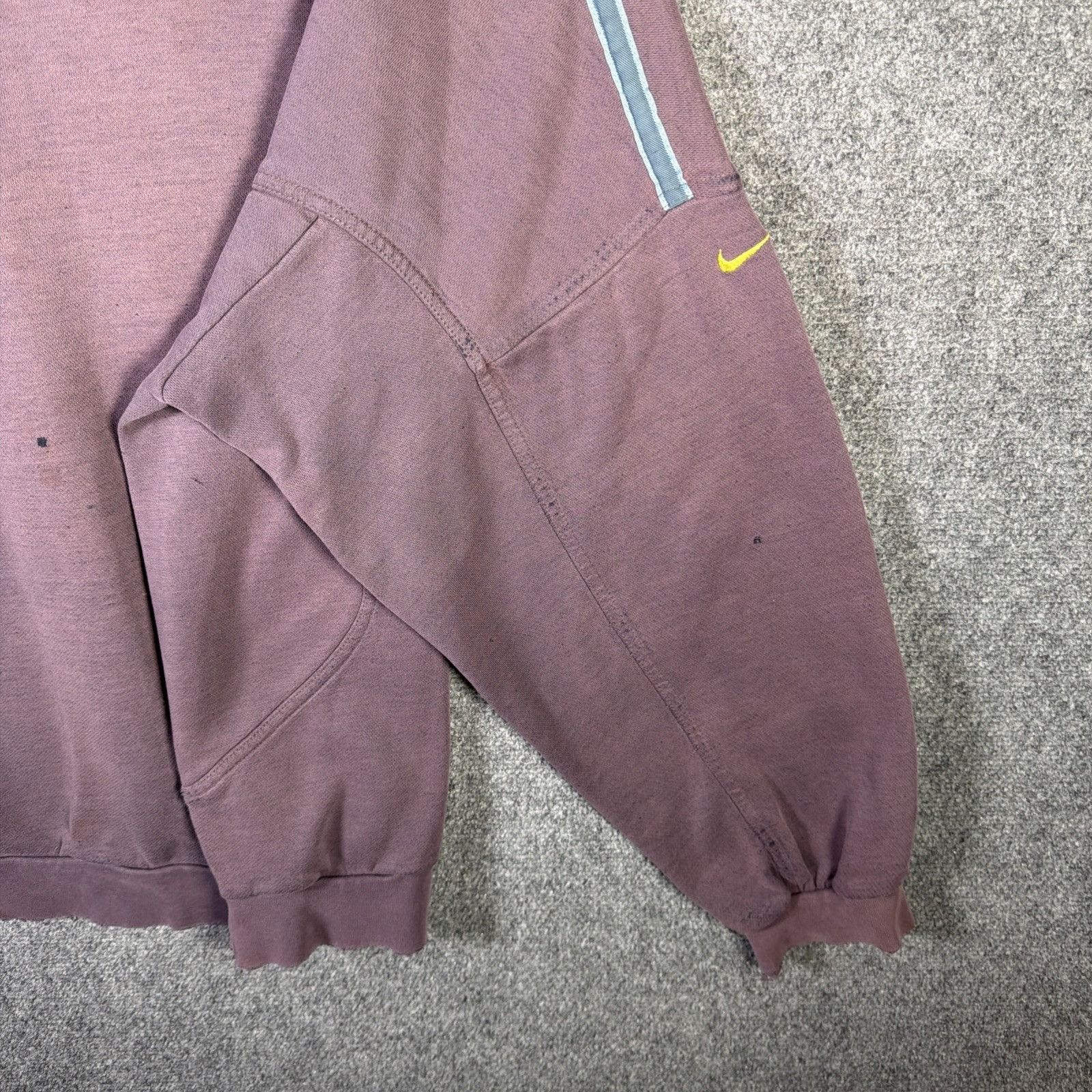 Nike Vintage Nike ACG Sweatshirt Mens XL Black 90s Faded Rare Size US XL / EU 56 / 4 - 5 Thumbnail