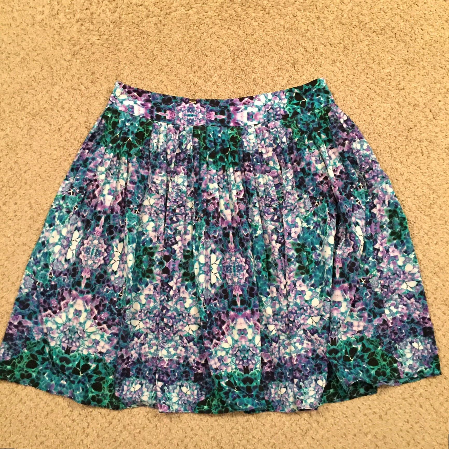 Liz Claiborne Liz Claiborne Skirt Knee Length Womens 10 Blue Geometric Pleated Lined Polyester Size 32" / US 10 / IT 46 - 7 Thumbnail