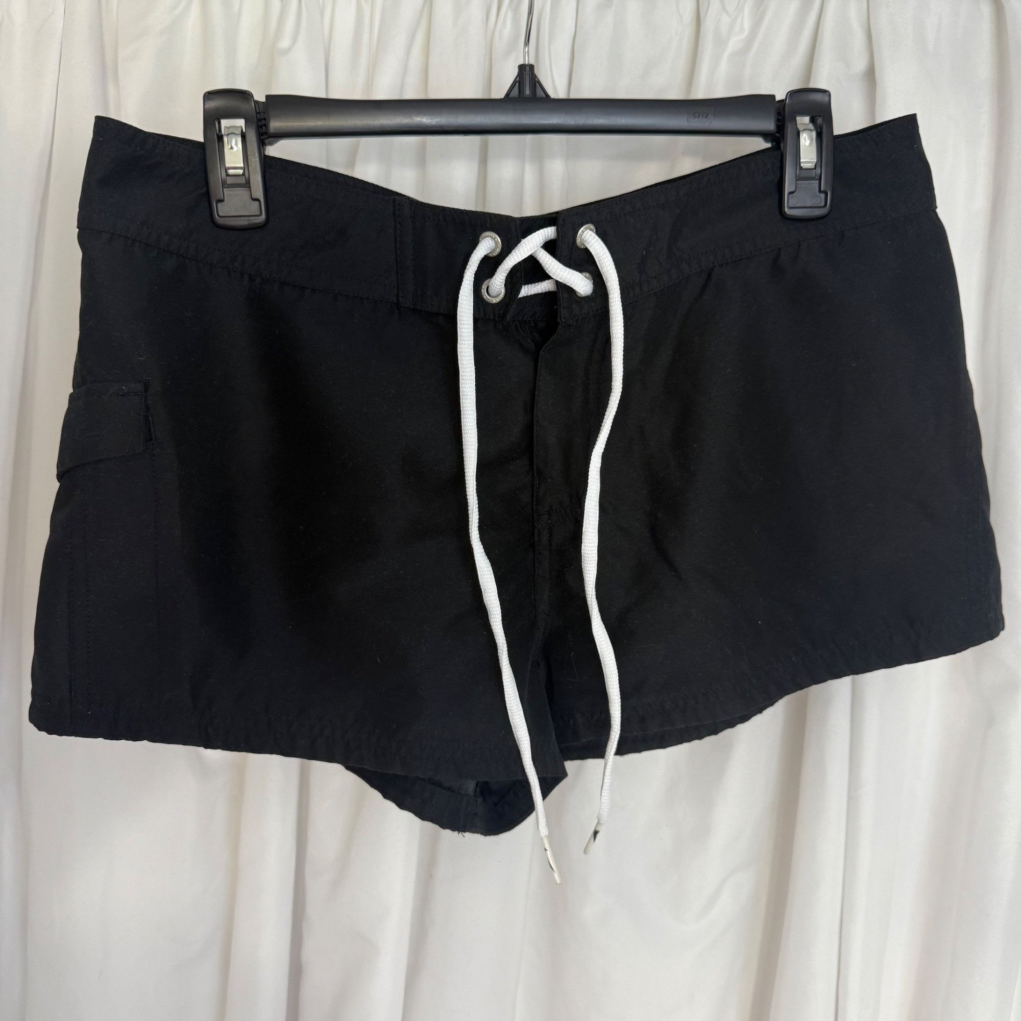 Nike Nike Swim Black Womens Board Shorts With White Drawstring Si Size 30" / US 8 / IT 44 - 1 Thumbnail