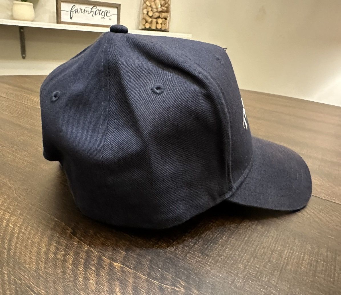 True Religion True Religion Hat Cap Embroidered Snapback Navy Blue Size ONE SIZE - 3 Thumbnail