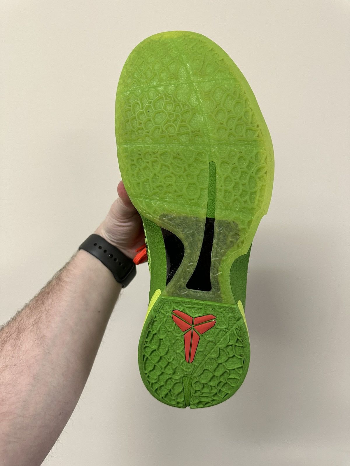 Nike VNDS Nike Kobe 6 Grinch Size US 11.5 / EU 44-45 - 11 Thumbnail