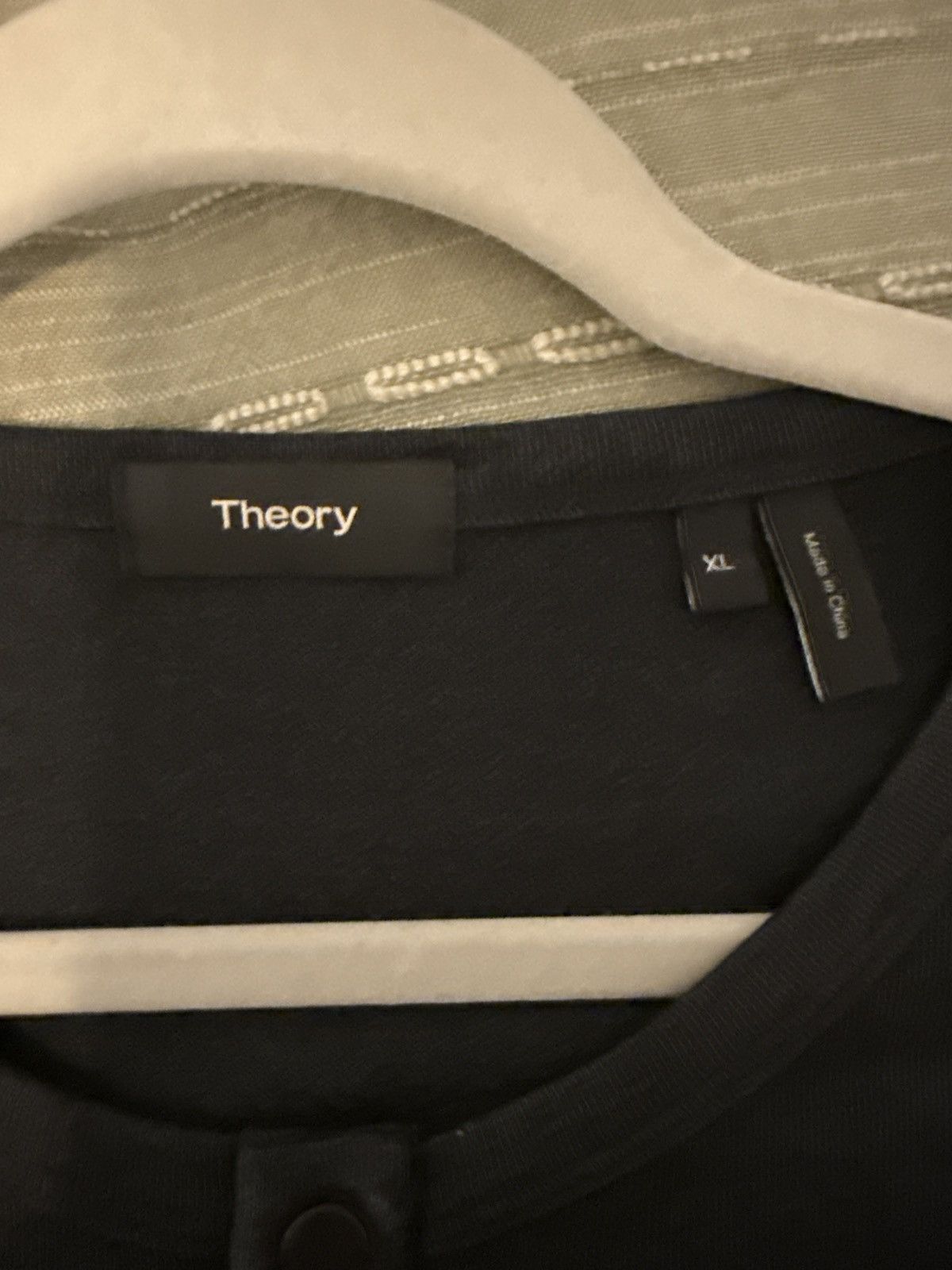 Theory Theory Henley Size US XL / EU 56 / 4 - 3 Thumbnail