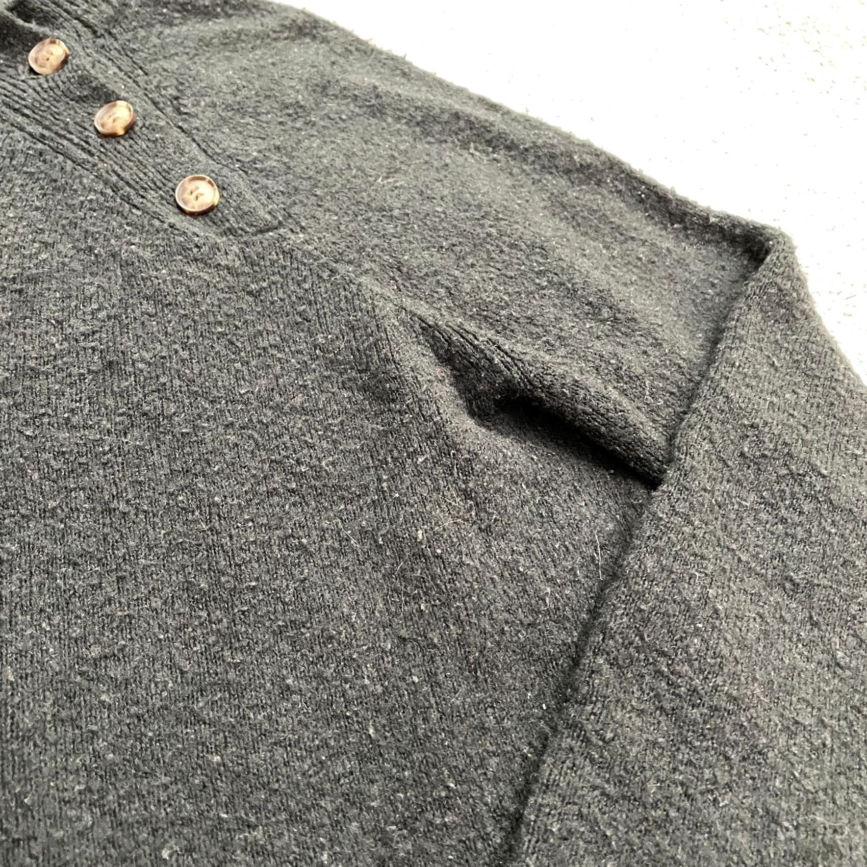 J.Crew J.Crew Wool Blend Pullover Sweater Womens Large Black Buttons Knit Casual Work Size L / US 10 / IT 46 - 5 Thumbnail