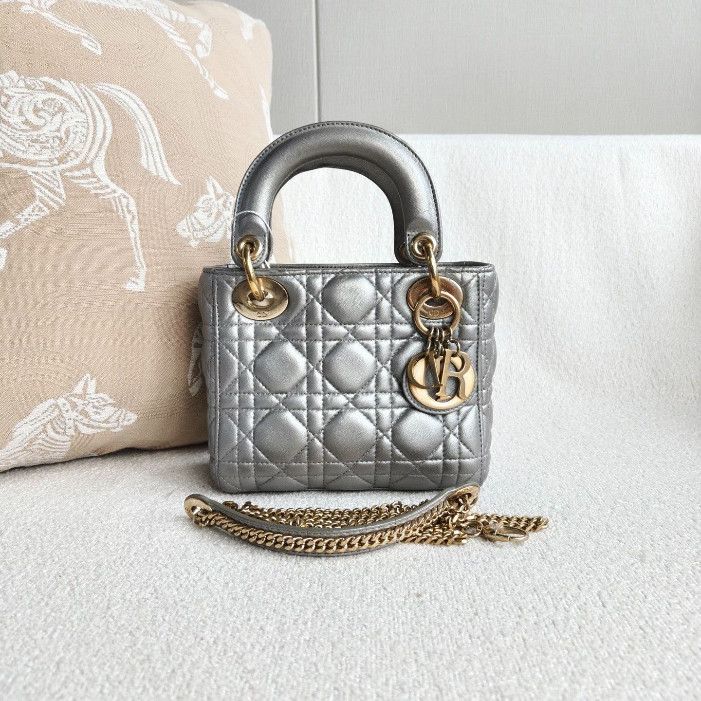 Dior Pre-loved Bag Very good condition Size ONE SIZE - 1 Thumbnail