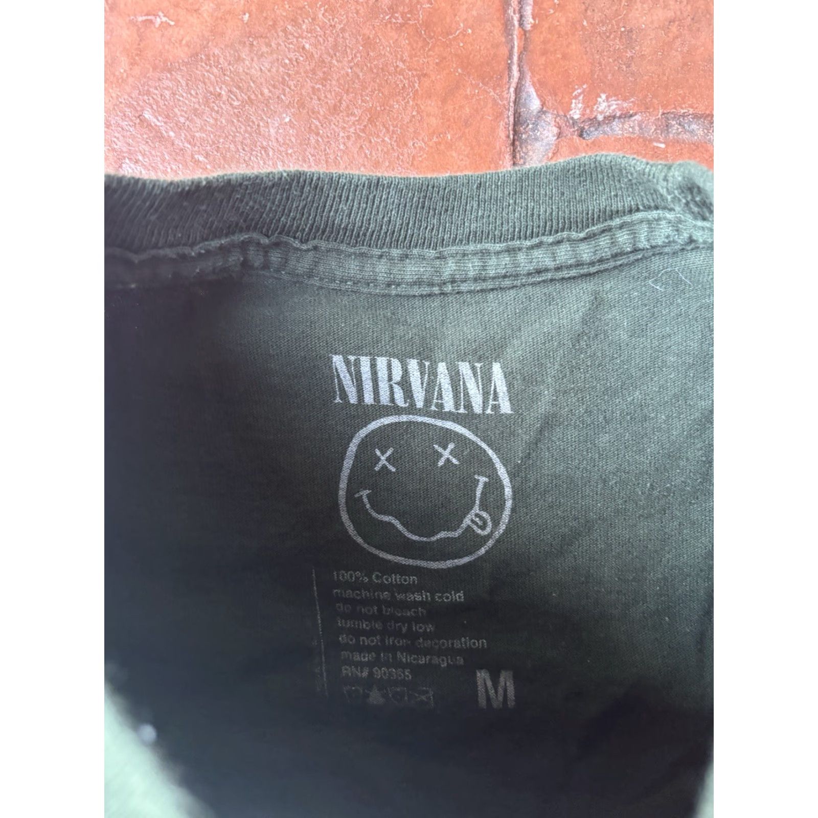 Urban Outfitters Nirvana Kurt Cobain Band Long Sleeve Shirt M Green Universal Size US M / EU 48-50 / 2 - 2 Thumbnail