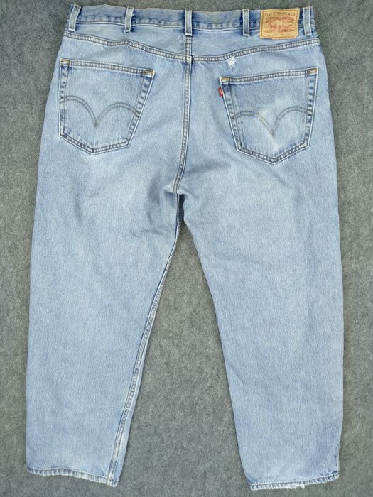 Hype Light Wash Vintage Levi's 550 Relaxed Fit Denim 40x29.5 | Grailed