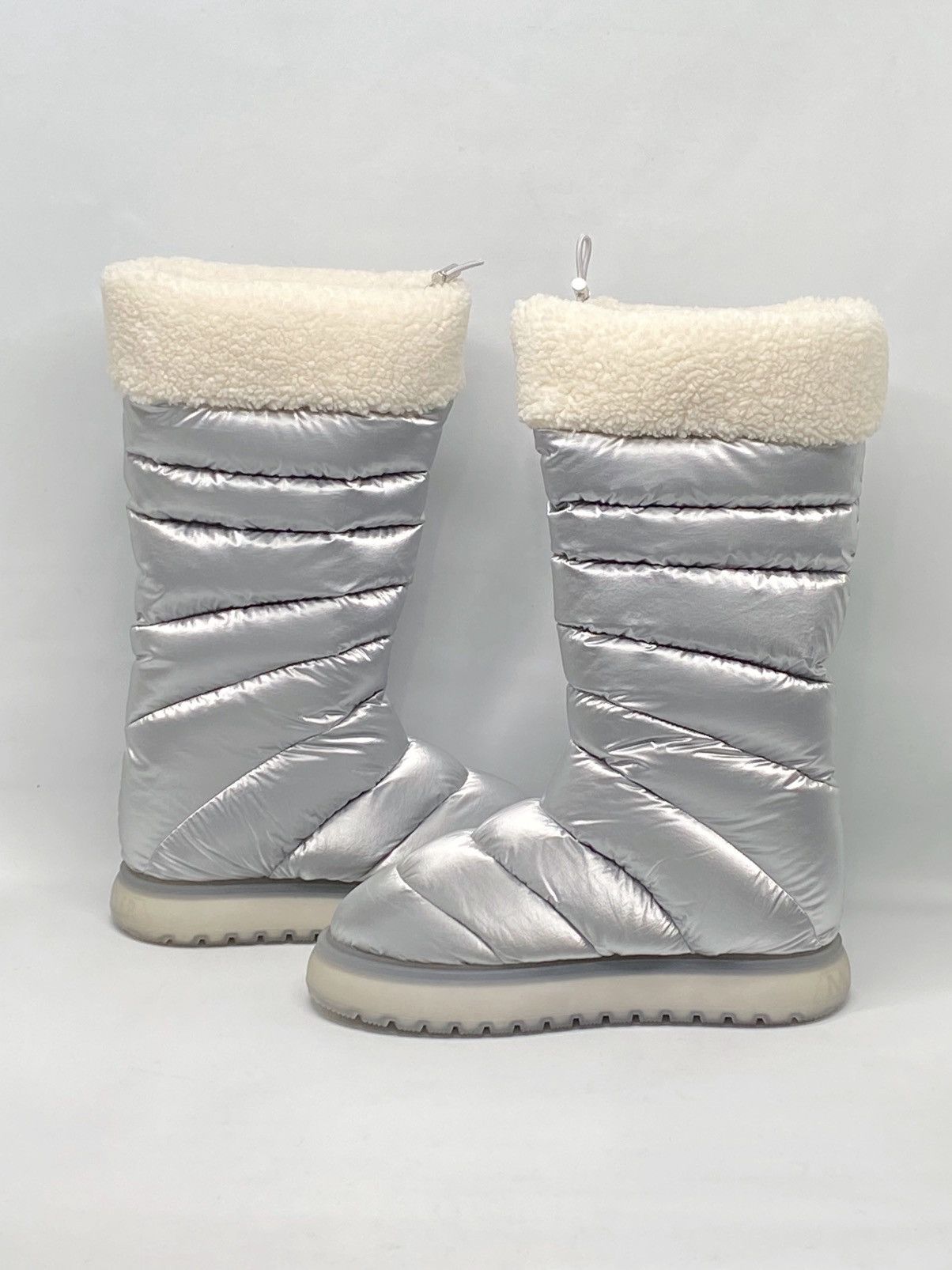 Moncler Moncler Gaia Pocket Faux Fur-Trim Snow Boots size 38 Size US 8 / IT 38 - 11 Thumbnail
