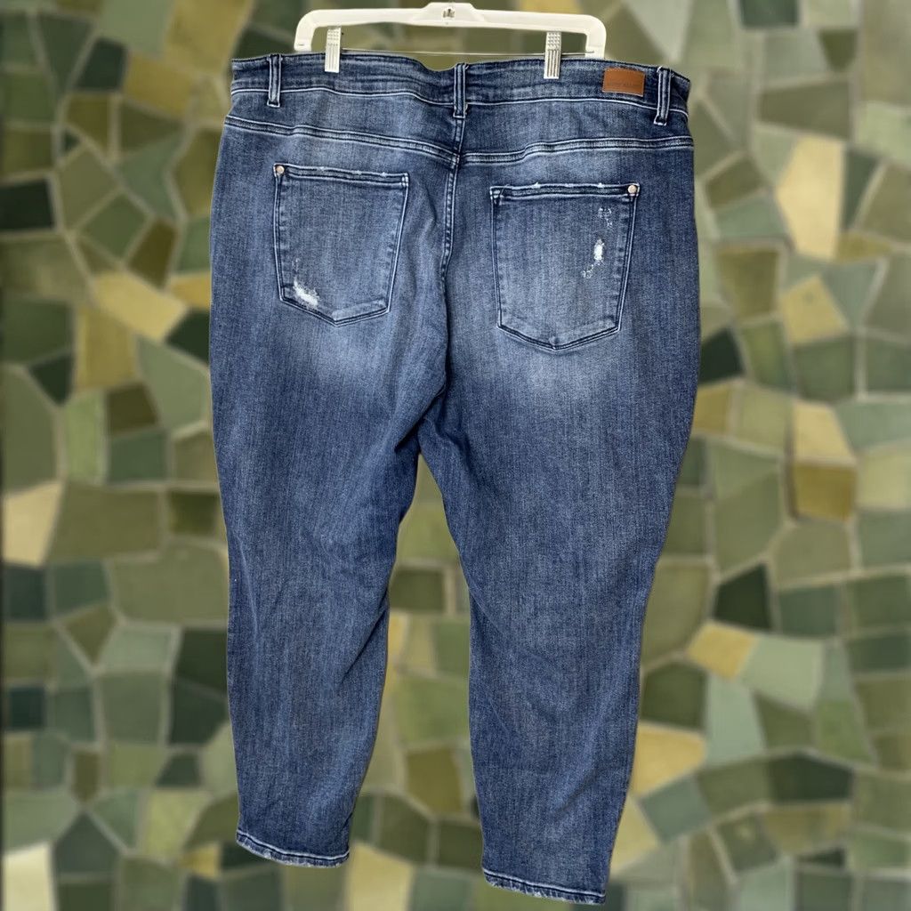 Vintage VINTAGE Judy Blue Jeans Womens Size 24W Blue Boyfriend Fit Distressed 5-Pocket High Rise Jeans Womens Rock Grunge Hipster Festival Bohemian Retro Size 42" / US 20 - 1 Thumbnail