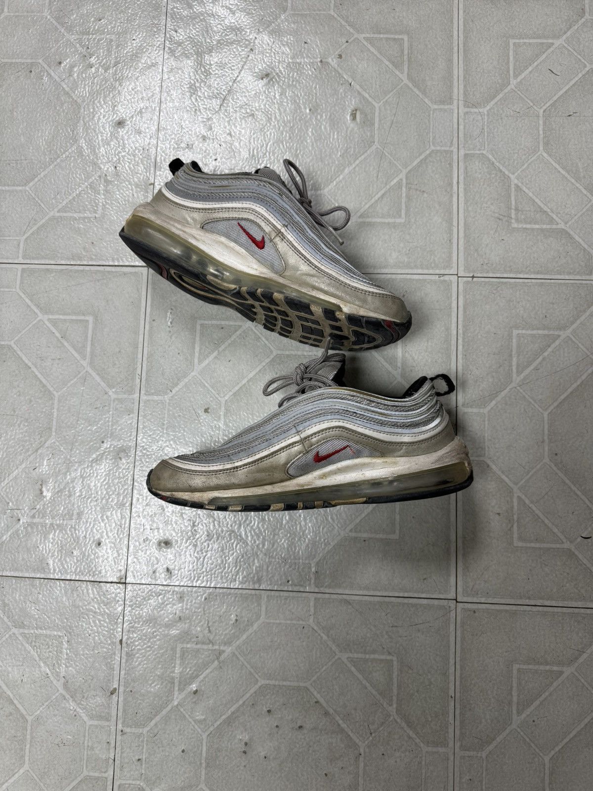 Nike Nike Air Max 97 OG Silver Bullet Size US 7 / EU 40 - 3 Thumbnail