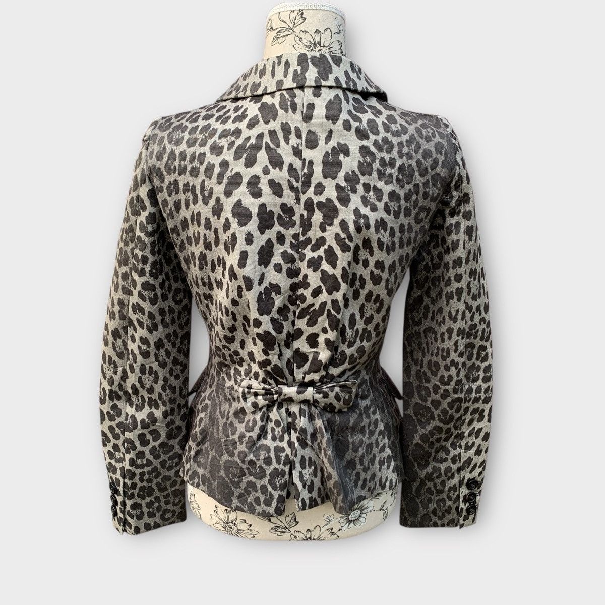 Moschino MOSCHINO CHEAPANDCHIC LEOPARD PRINTED WOMEN JACKET Size XS / US 0-2 / IT 36-38 - 6 Thumbnail