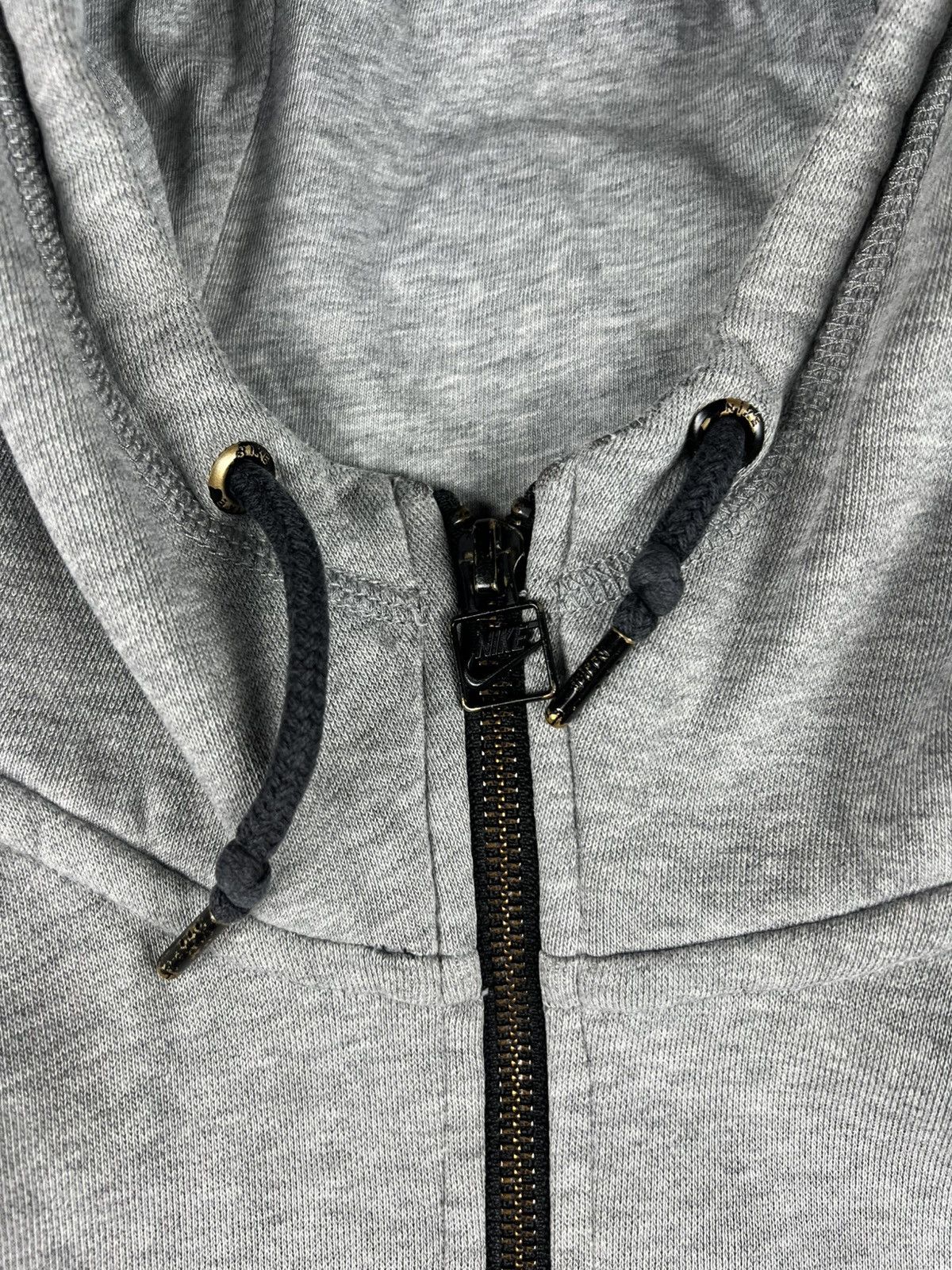 Nike Vintage Nike Tech Fleece Zip Up Swoosh Y2K Hoodie Size US M / EU 48-50 / 2 - 10 Thumbnail
