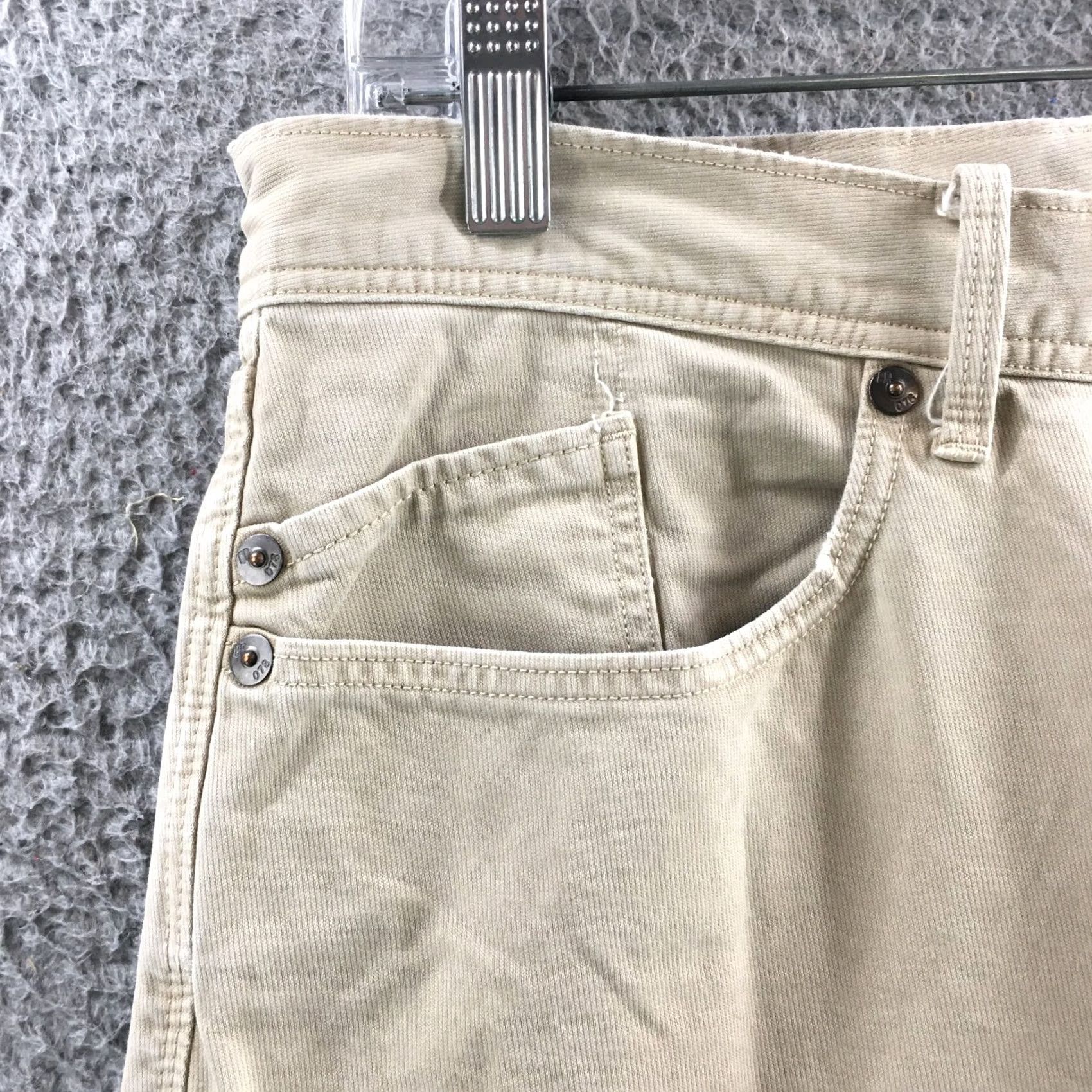 Banana Republic Banana Republic Jeans Mens 32" Waist Straight Fit Denim Beige Mid Rise 5-Pocket Regular Inseam 31.5in Size US 32 / EU 48 - 3 Thumbnail