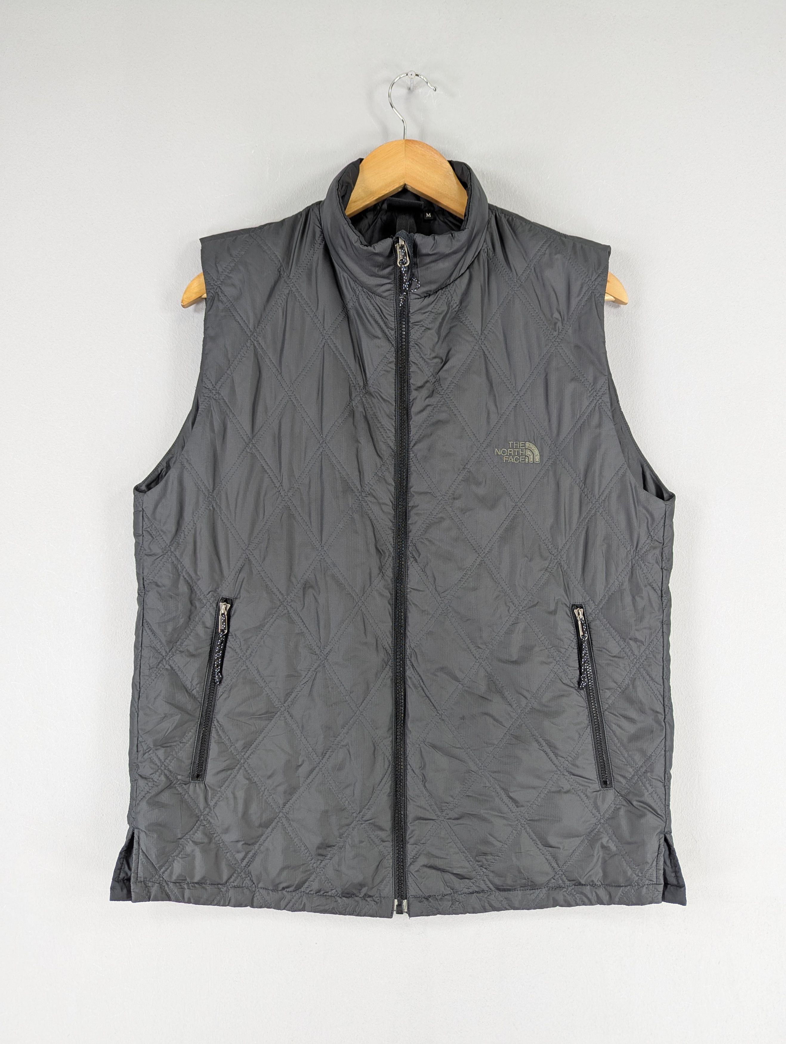 The North Face The North Face Down Vest Quilted Size M Size US M / EU 48-50 / 2 - 1 Thumbnail
