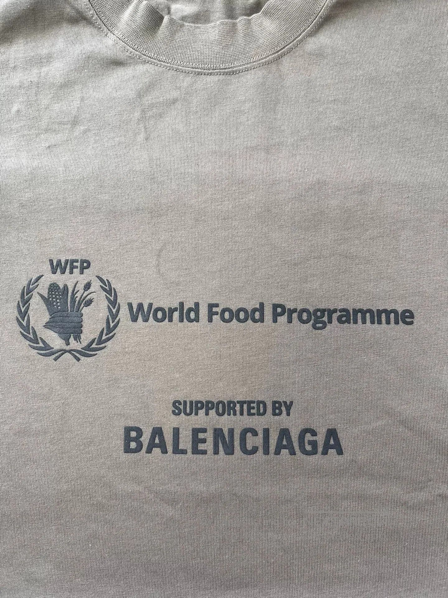 Balenciaga Balenciaga WFP Short-Sleeve T-Shirt. Size US S / EU 44-46 / 1 - 3 Thumbnail