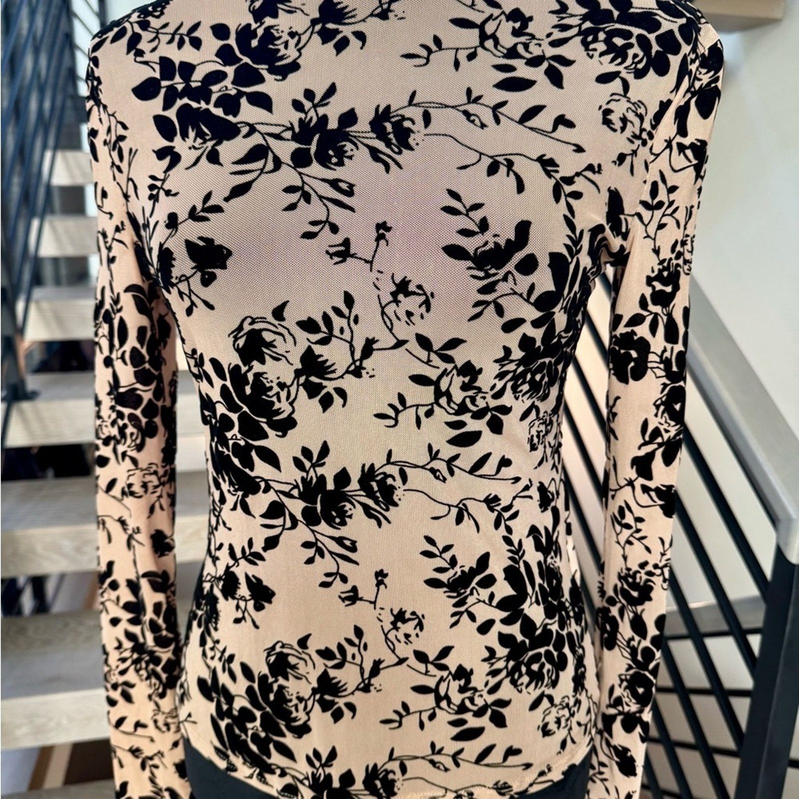 Other New Floral Black and Tan Long Sleeve Top size S Size S / US 4 / IT 40 - 5 Thumbnail